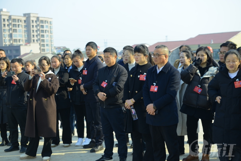 �佭�С�����(w��)���_(k��i)���}�ա����(d��ng)���˴��������ҕ��ȫ���(xi��ng)Ŀ���O(sh��)��r